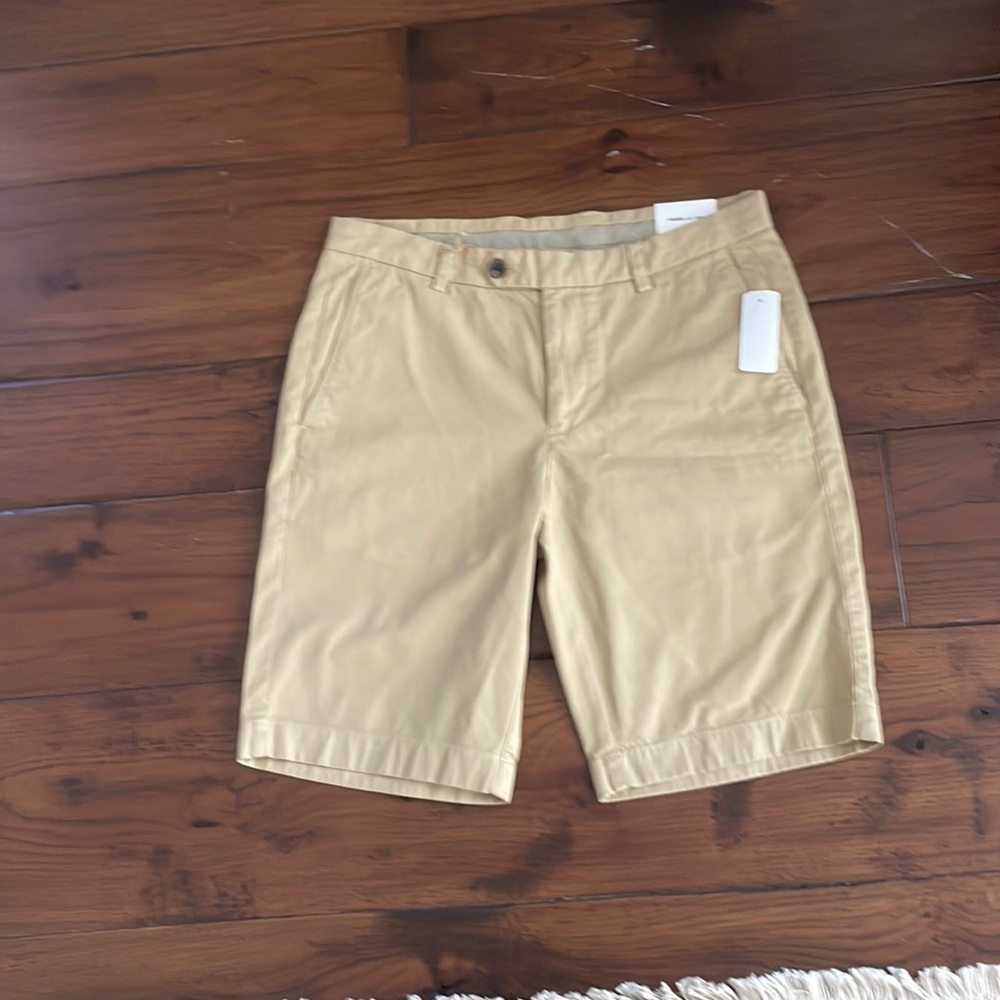 Men’s Khaki shorts